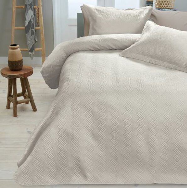 Gultas pārklājs Wave, krēmkrāsa, 260cm x 250cm
